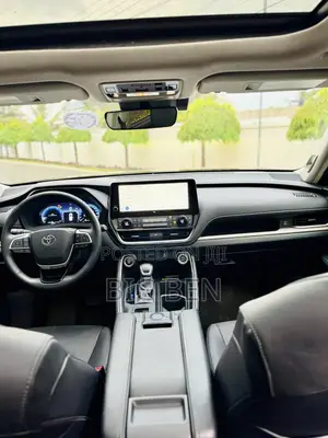 Toyota Grand Highlander Limited AWD 2024 Blue