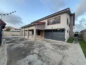 5bdrm House in Charclem Ventures, Ashomang Estate for sale