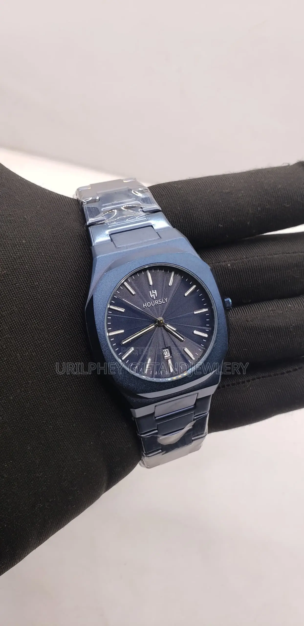 Hoursly Watch