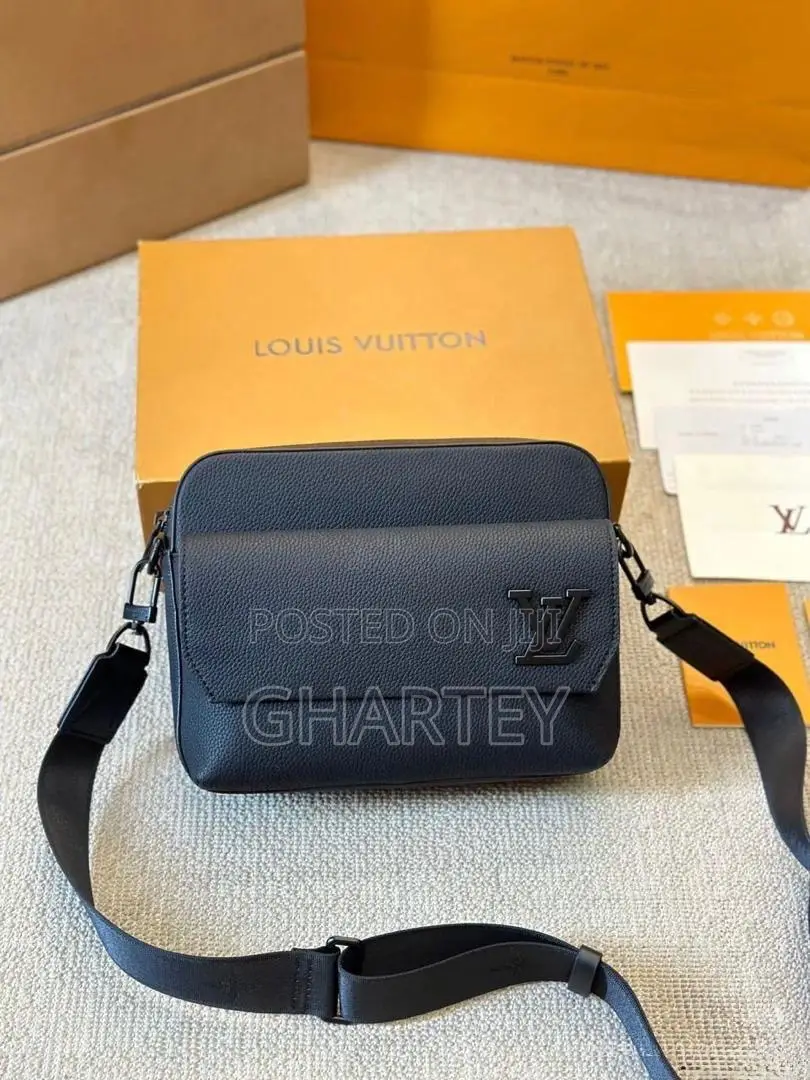 Premium Leather Luxury Cross Body Bag - Black