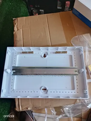 8 - 15way Plastic Breaker Box/Enclosure