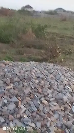 Dodowa-Odumse-Road 8 Plots for Sale: Close to Forest Hotel