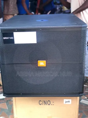 JBL SRX 718s Single Sub