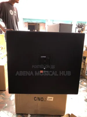 JBL SRX 718s Single Sub