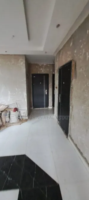 8bdrm House in Fredimens Real, Kumasi Metropolitan for sale