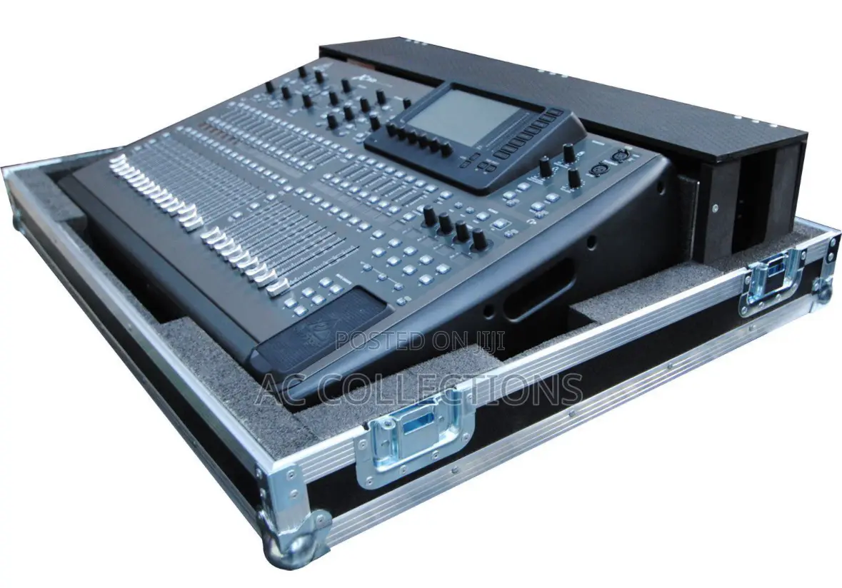 Behringer X32 Digital Mixer With Roadcase