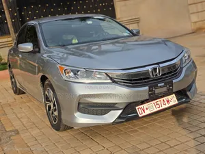 Honda Accord EX-L 4dr Sedan FWD (2.4L 4cyl 2A) 2017 Silver