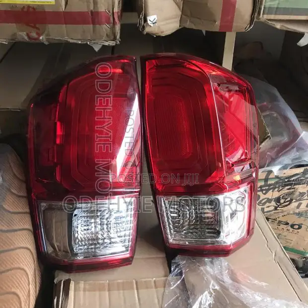 Toyota Tacoma 2016 Taillight