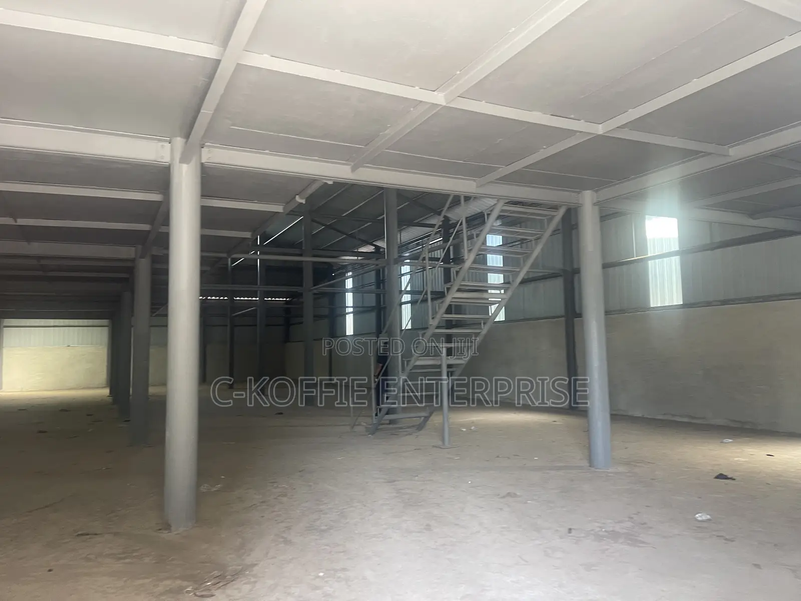 A Warehouse of 400 SQM Size at Adabraka for Rent