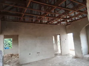 9bdrm House in House For Sale At, Kumasi Metropolitan for sale