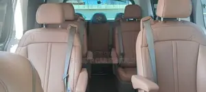 Hyundai Staria 9 Seats