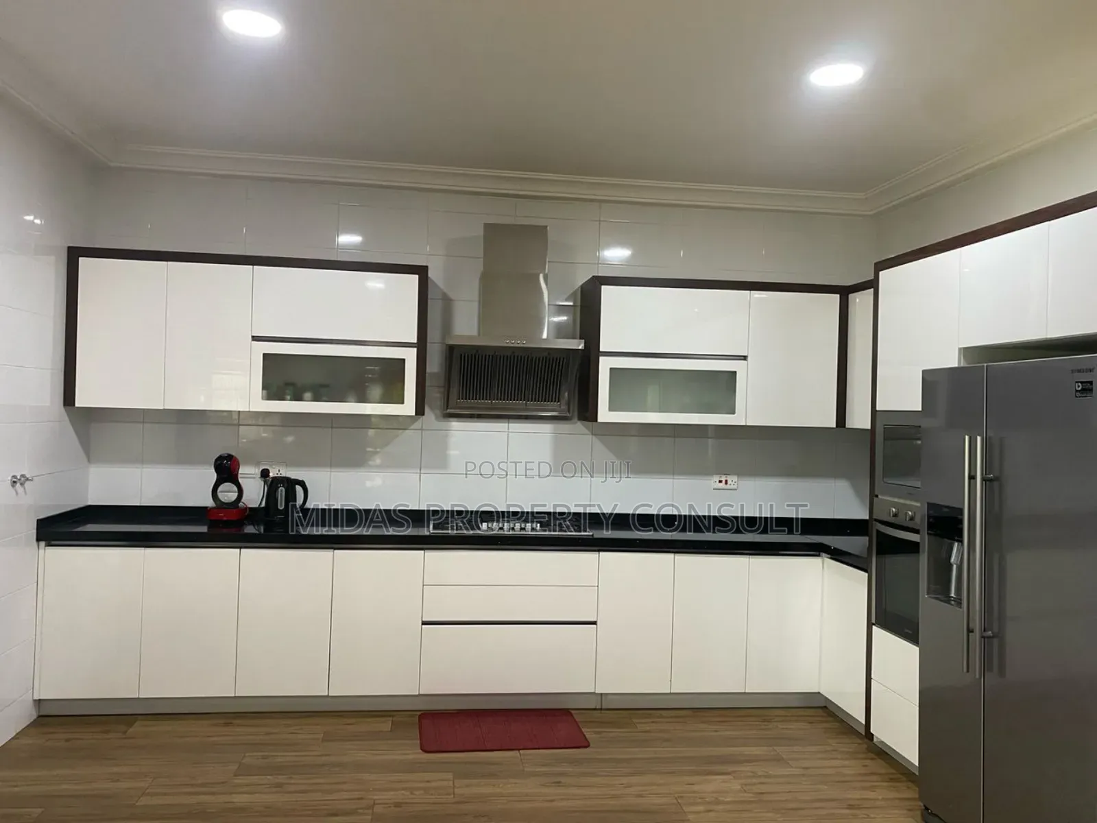 5bdrm House in Oyarifa for sale