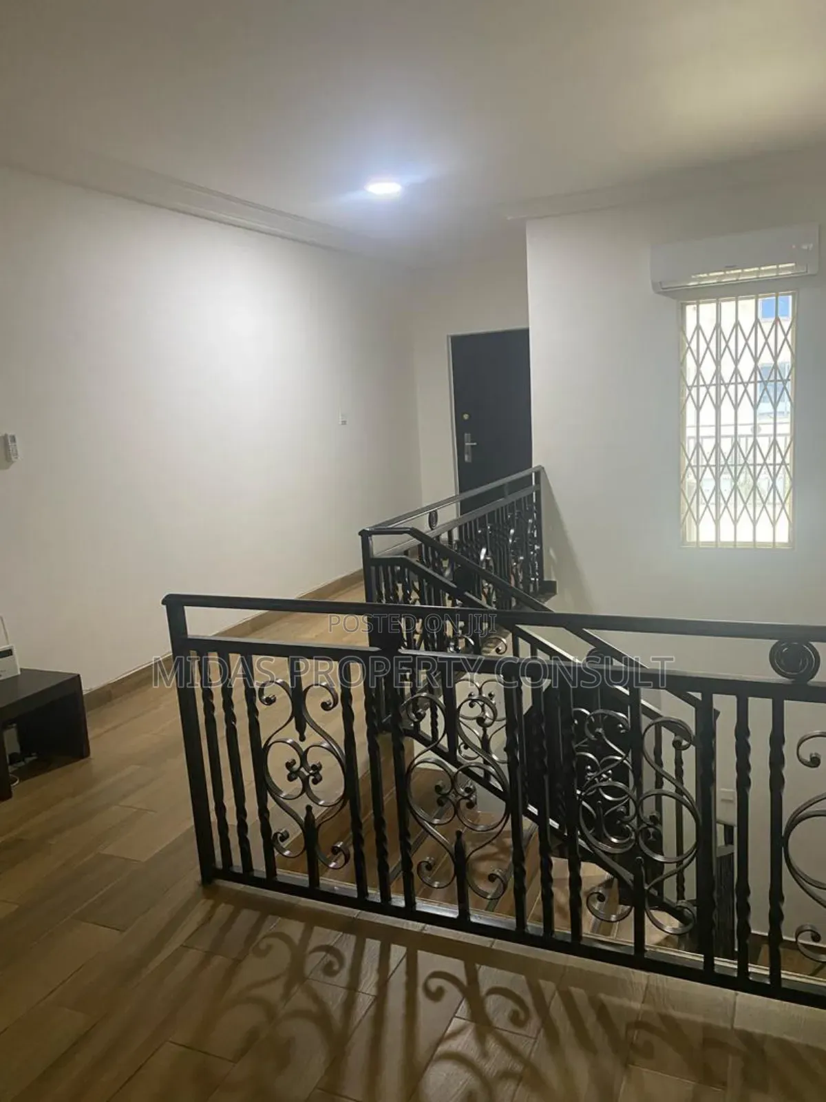 5bdrm House in Oyarifa for sale