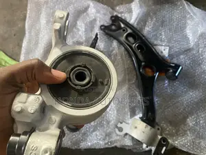 Cr-v 2017 to 2022 Lower Arm/Control Arm.