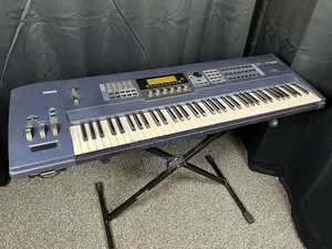 Yamaha Ex5 Music Synthesizer