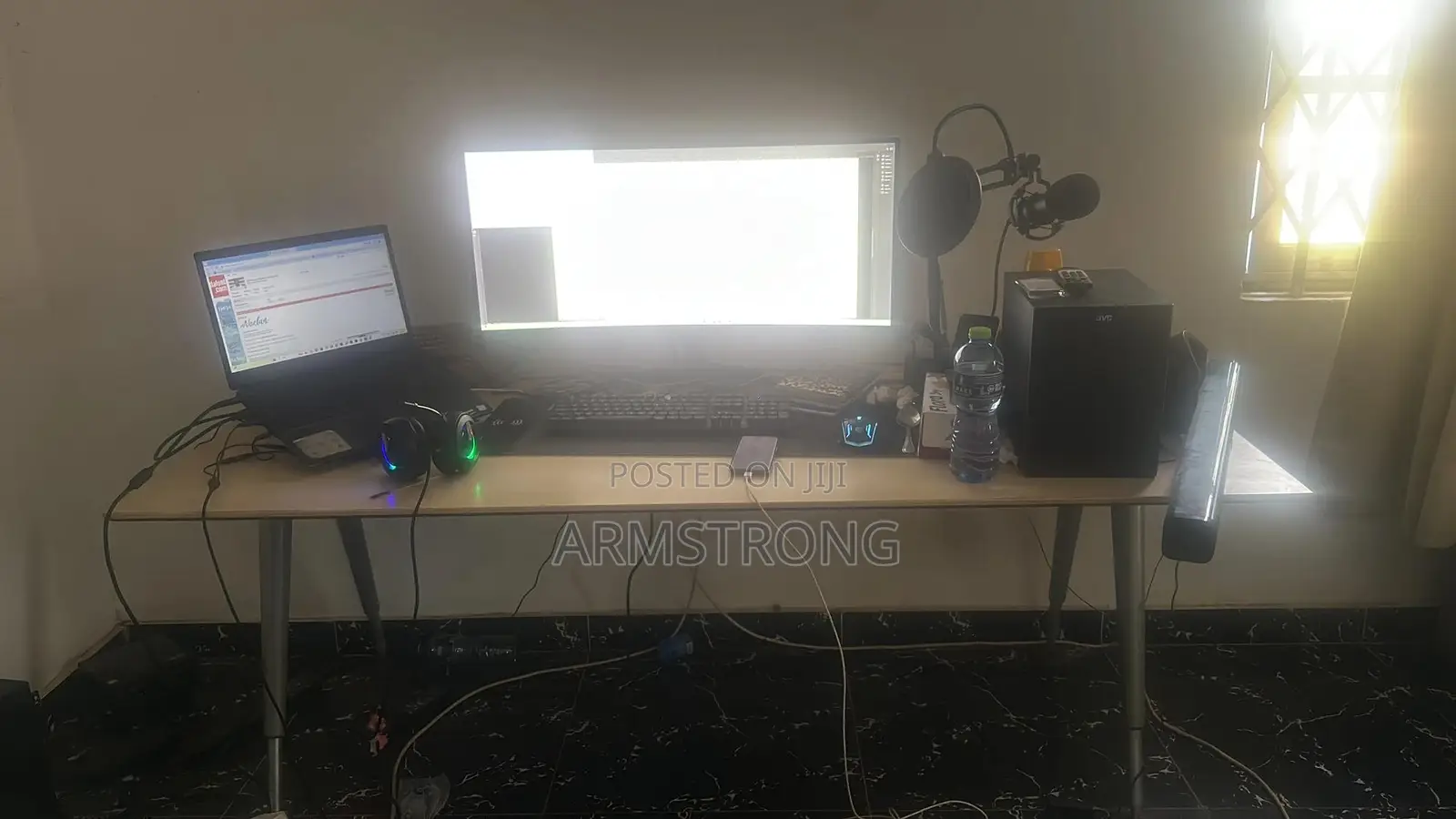 Spacious Officie Table