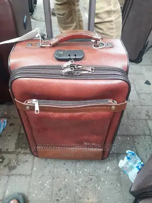Original Travelling Bag At Cool Price