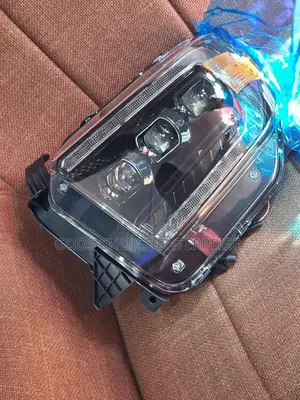 Headlight Tundra [Tacomq] 2018-2022