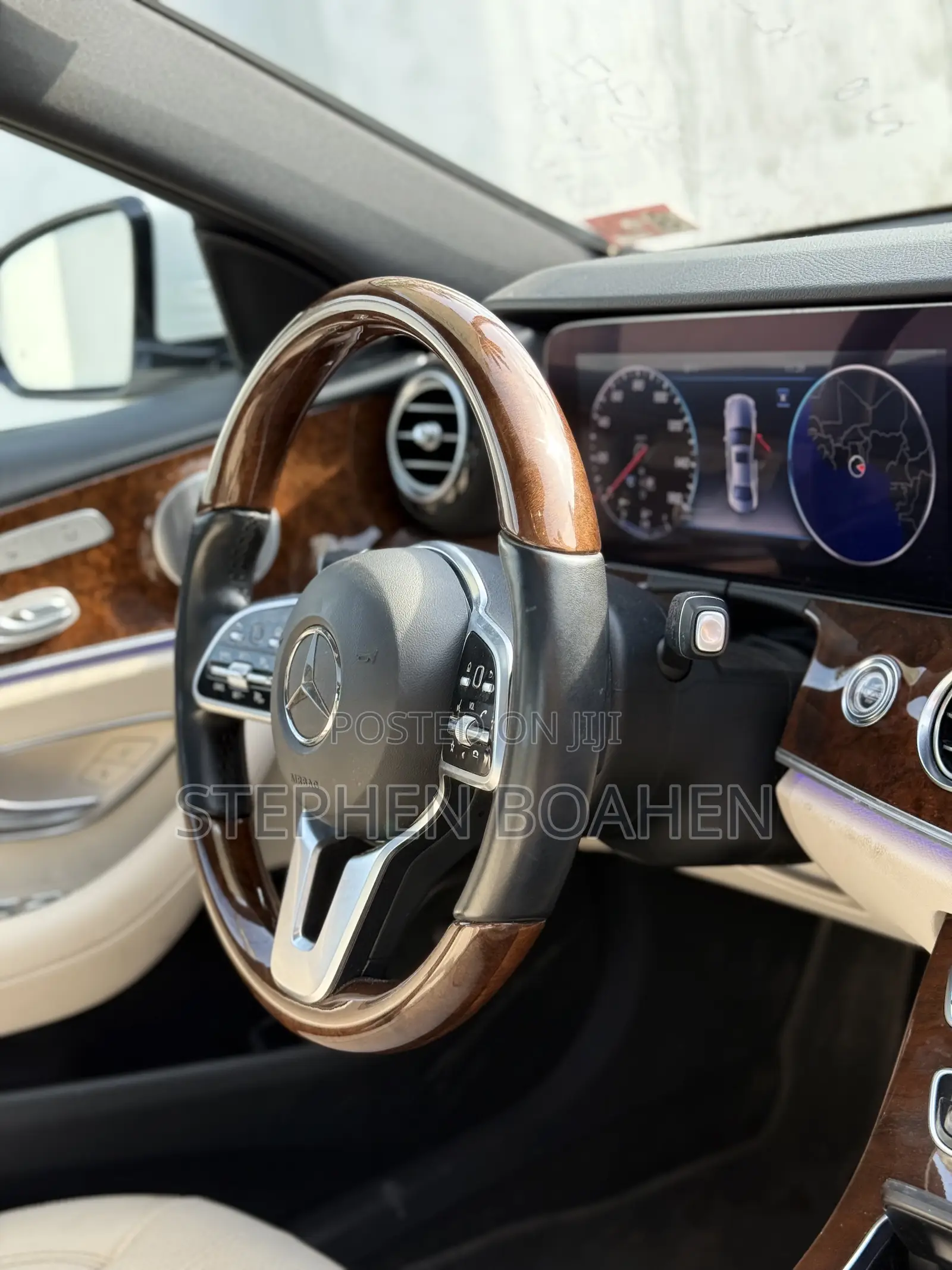 Mercedes-Benz E300 2019 White