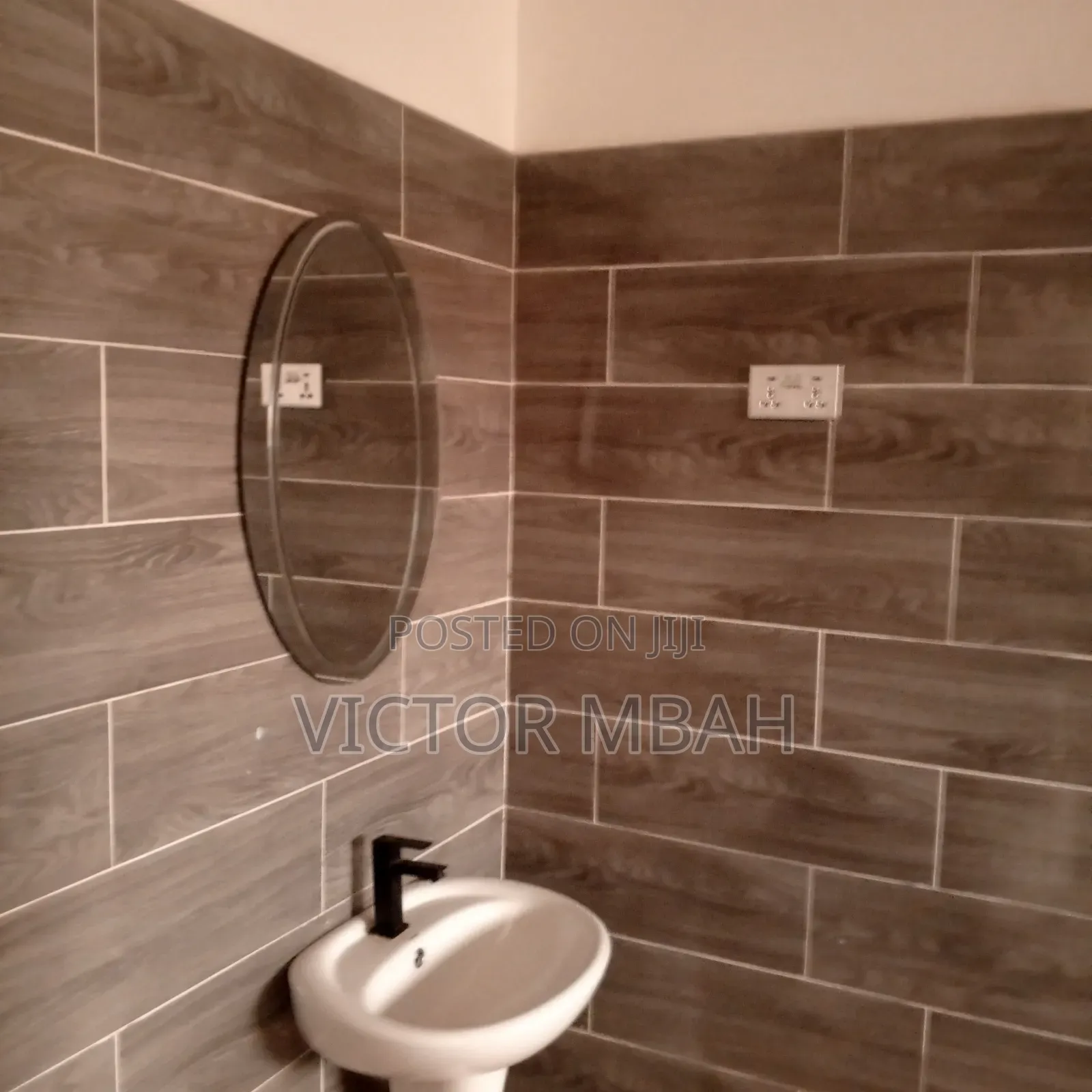 3bdrm Bungalow in Community 25 Tema for rent
