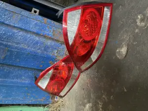 Nisssan Sunny Taillight 2005,2006,2007,2008,2009,2010,2011