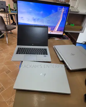 Laptop HP EliteBook 745 G5 8GB AMD Ryzen 3 SSD 256GB