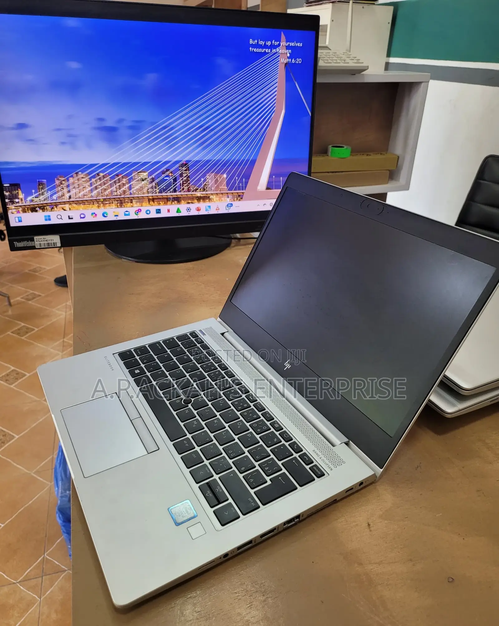 Laptop HP EliteBook 745 G5 8GB AMD Ryzen 3 SSD 256GB