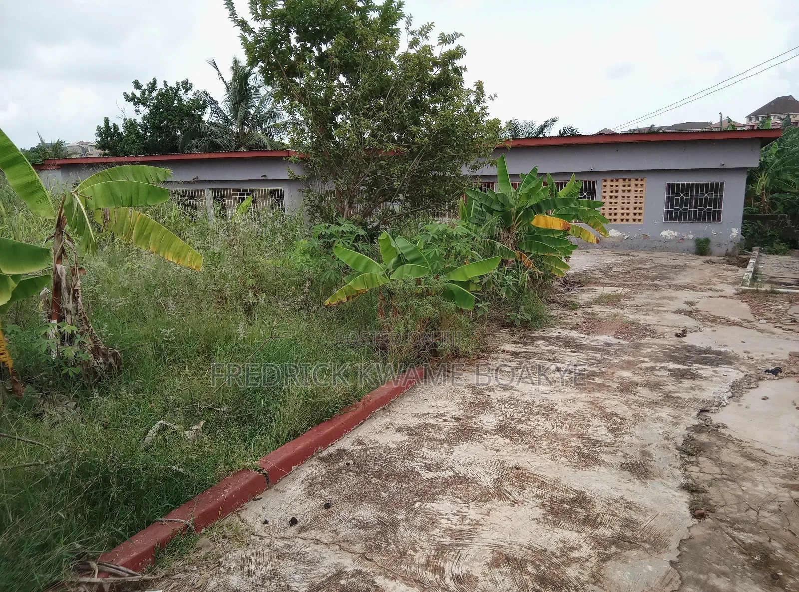 6bdrm House in House For Sale At, Kumasi Metropolitan for sale