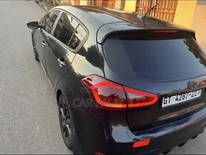 Kia Forte SX Hatchback 2015 Black