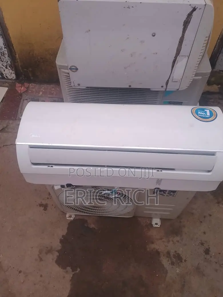 Midea 1.5 Hp 4 Months Used With Pipe and Everything