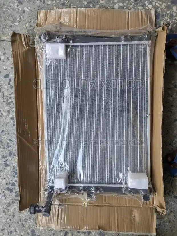 Hyundai Elantra 2007 2008 2009 2010 Radiator Tank