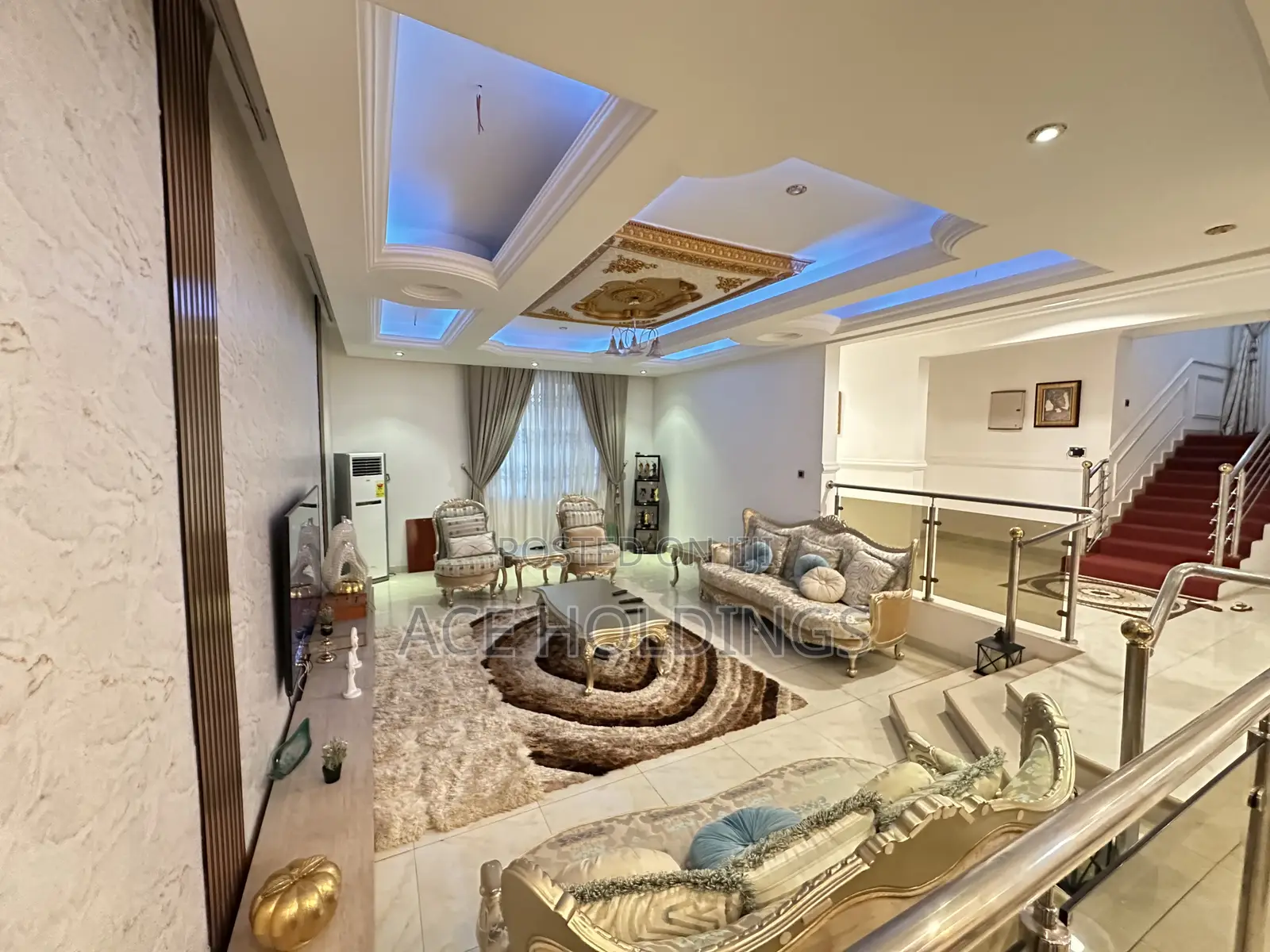 Furnished 6bdrm Mansion in Sakumono for sale