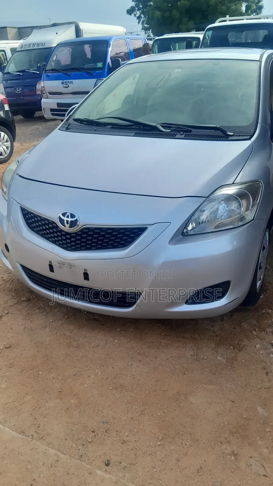 Toyota Belta 2010 Silver