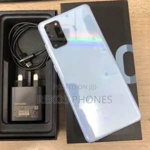 New Samsung Galaxy S20 128 GB Blue