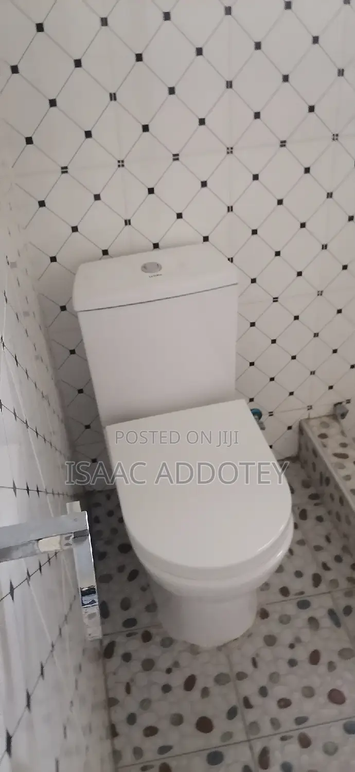 2bdrm Apartment in Tsaado, Spintex for rent