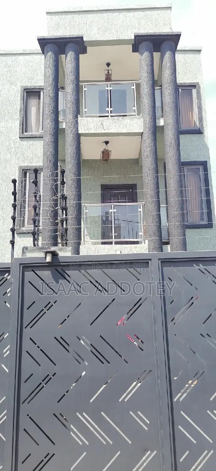 2bdrm Apartment in Tsaado, Spintex for rent