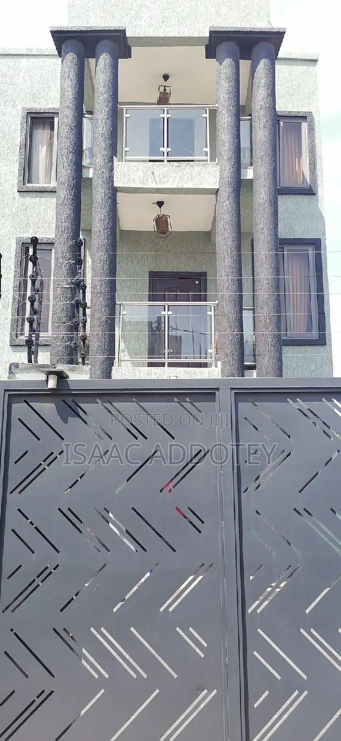 2bdrm Apartment in Tsaado, Spintex for rent