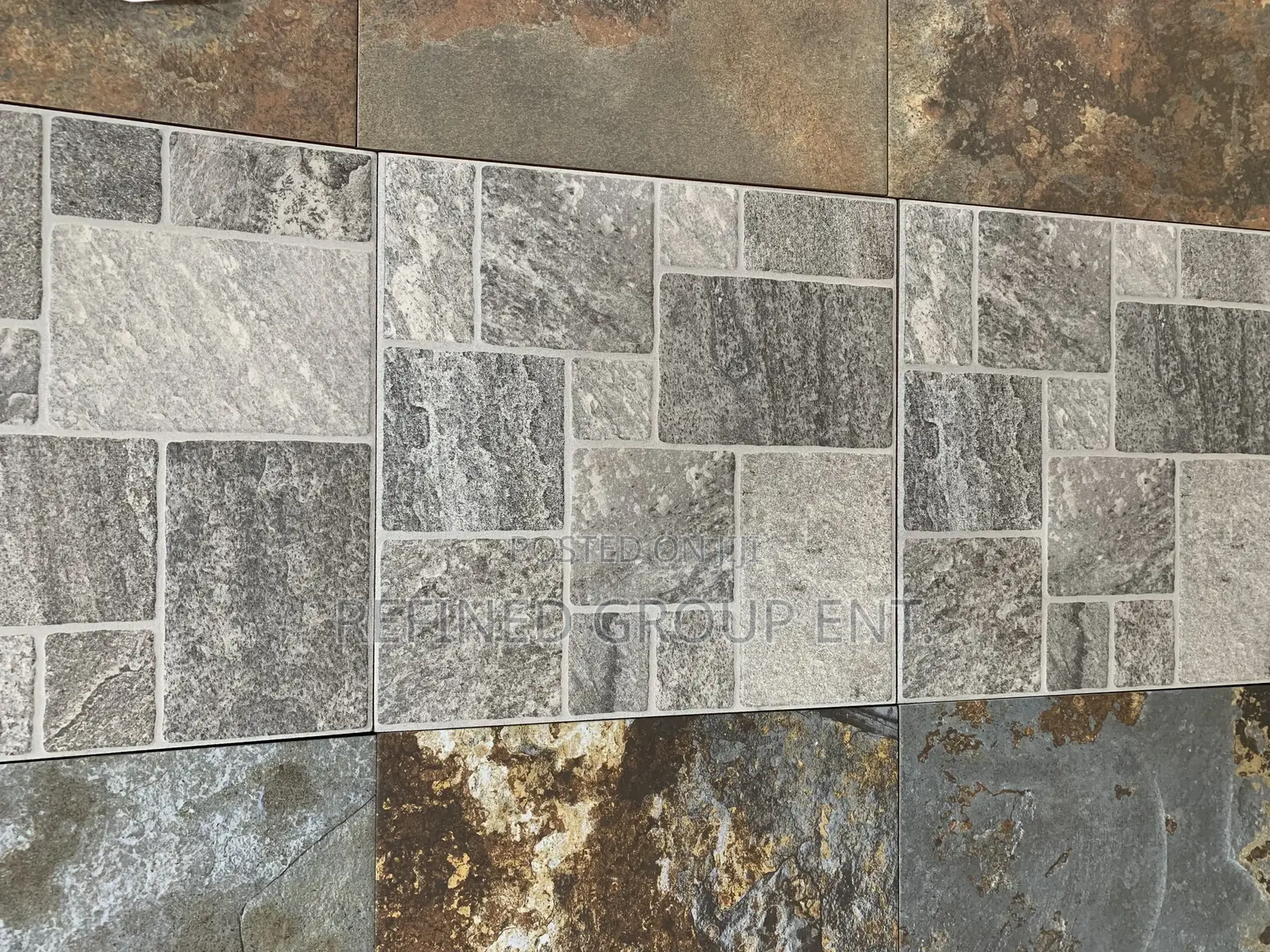 Compound Tiles. Spanish