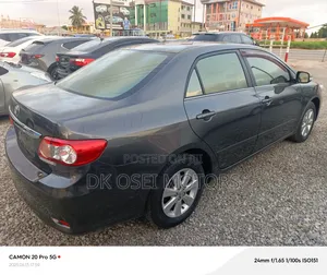 Toyota Corolla Altis 2012 Gray
