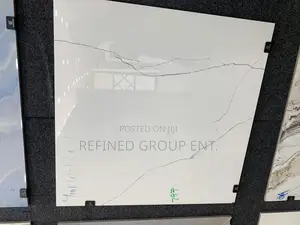 60/60cm Tiles