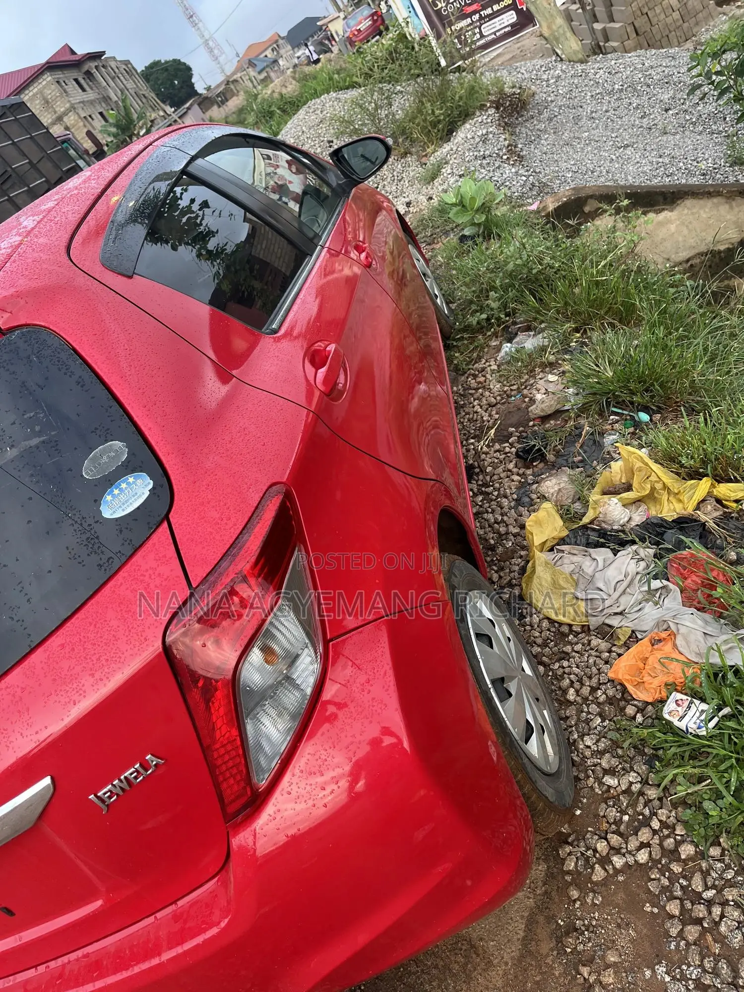 Toyota Vitz 2012 Red