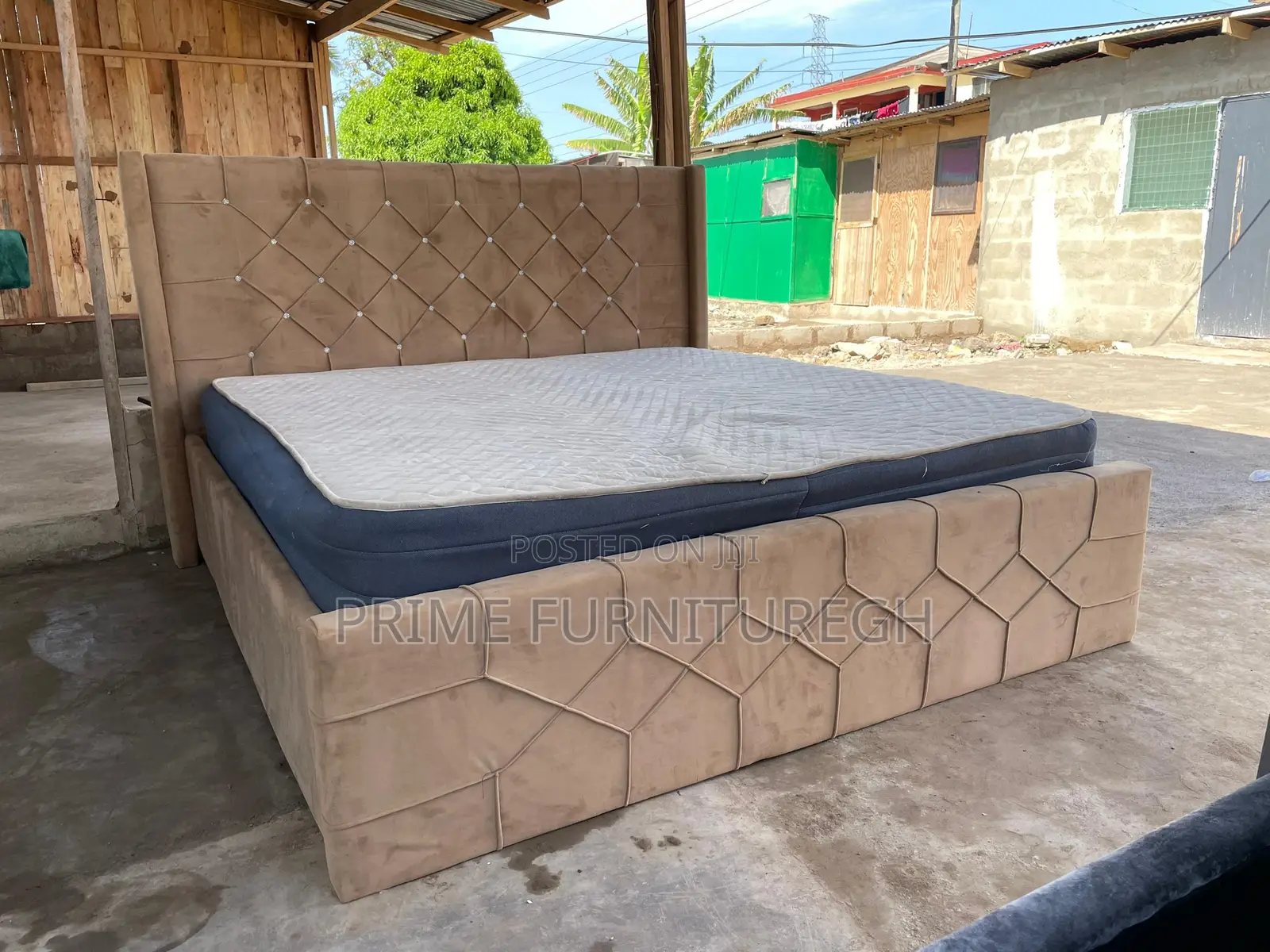Queen Size Frame With Mattress