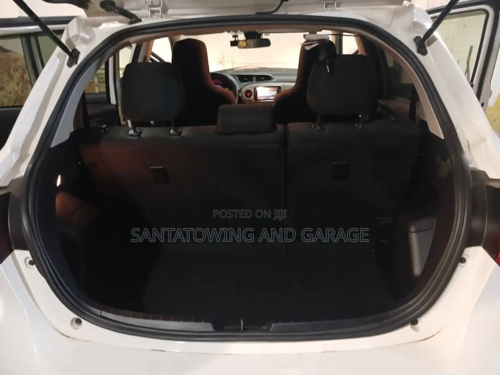 Toyota Vitz 1.5 FWD Hybrid 5dr 2018 White