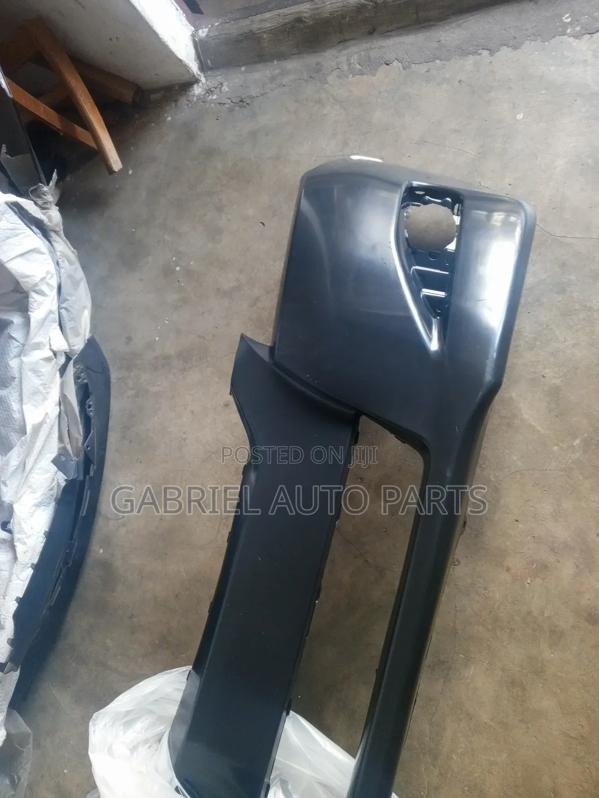 Toyota Matrix Front Bumper 2009,2010,2011,2012