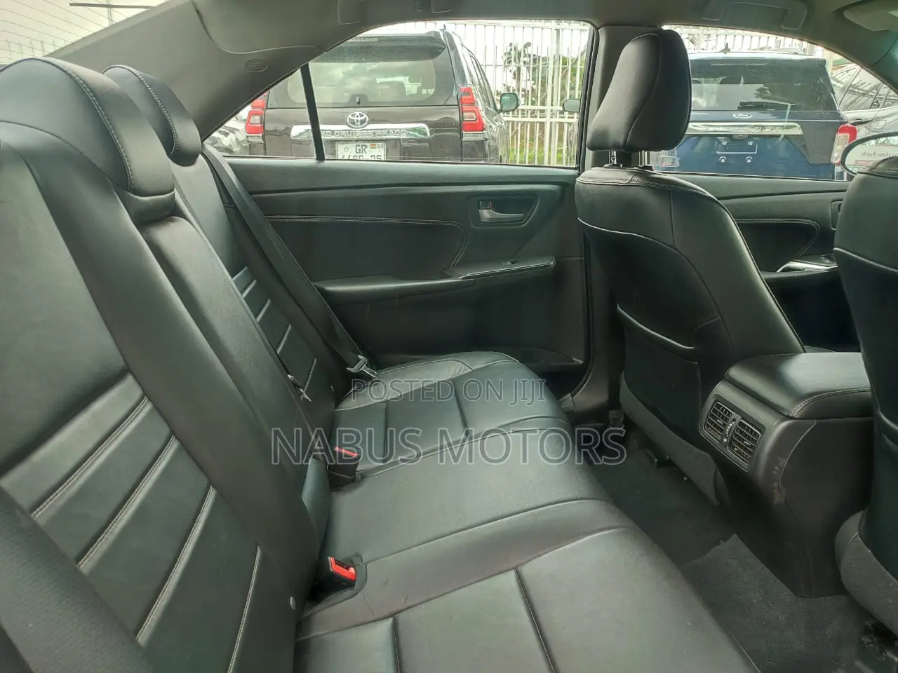 Toyota Camry XLE 4dr Sedan (2.5L 4cyl 6A) 2017 Silver