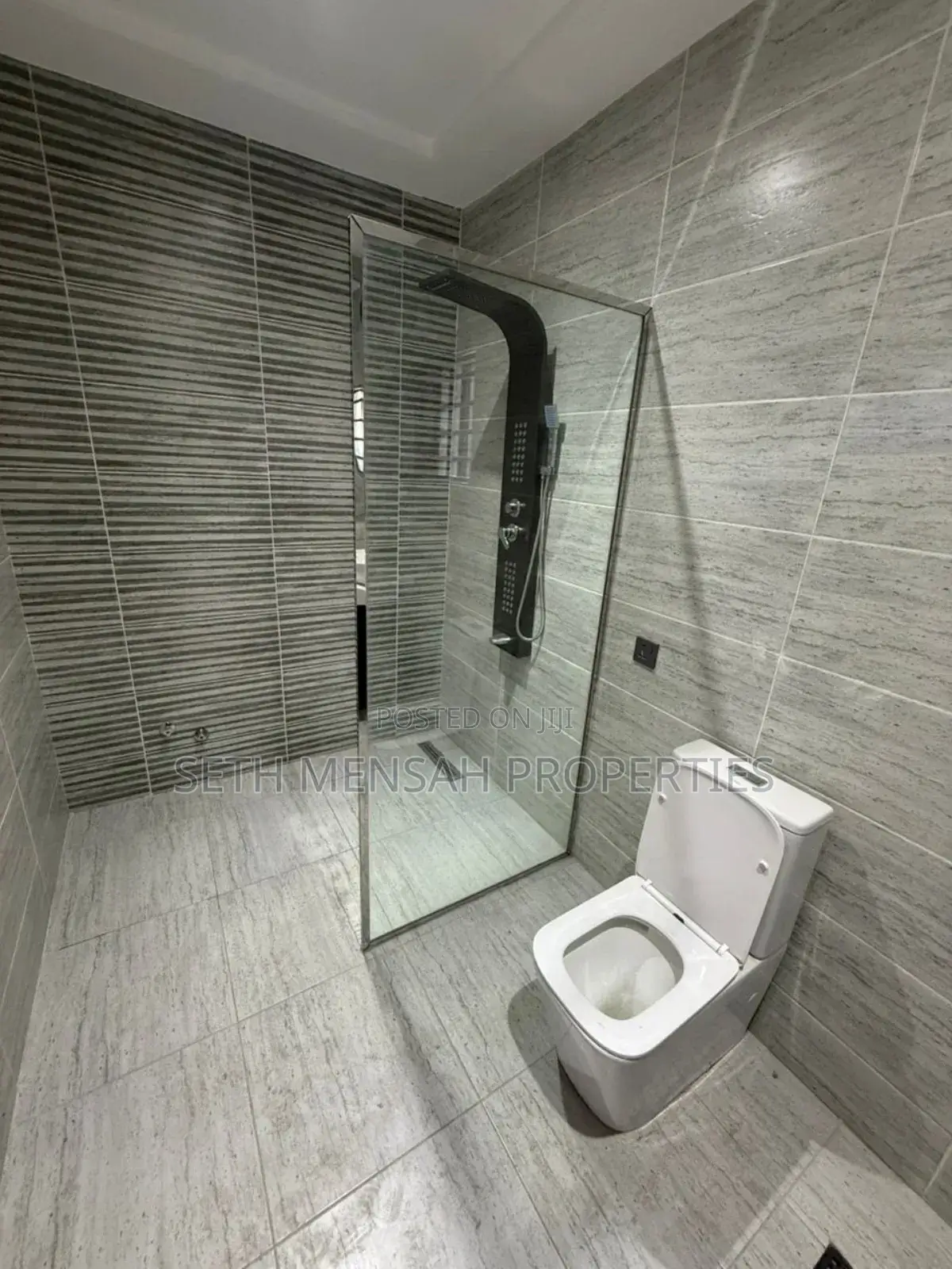 5bdrm House in Lartebiokoshie for sale