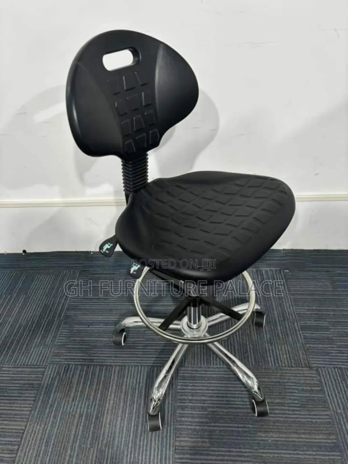 Design Swivel Lab Chair