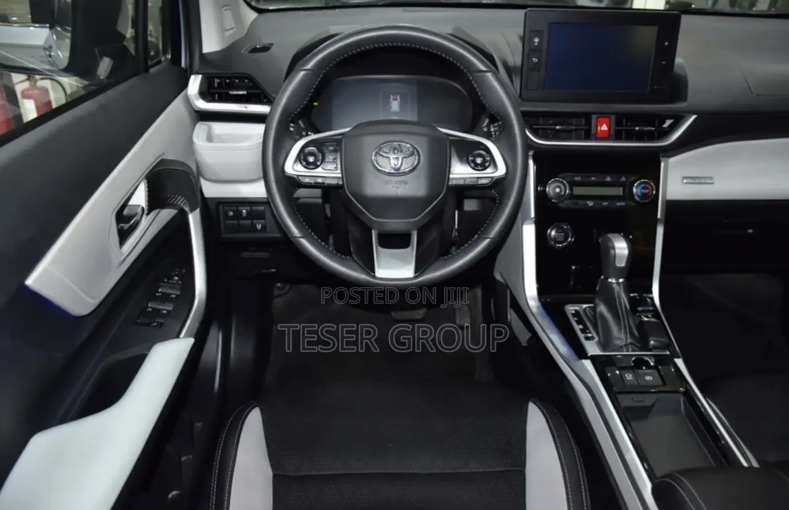 New Toyota Veloz 1.5 CVT FWD 2024 Silver