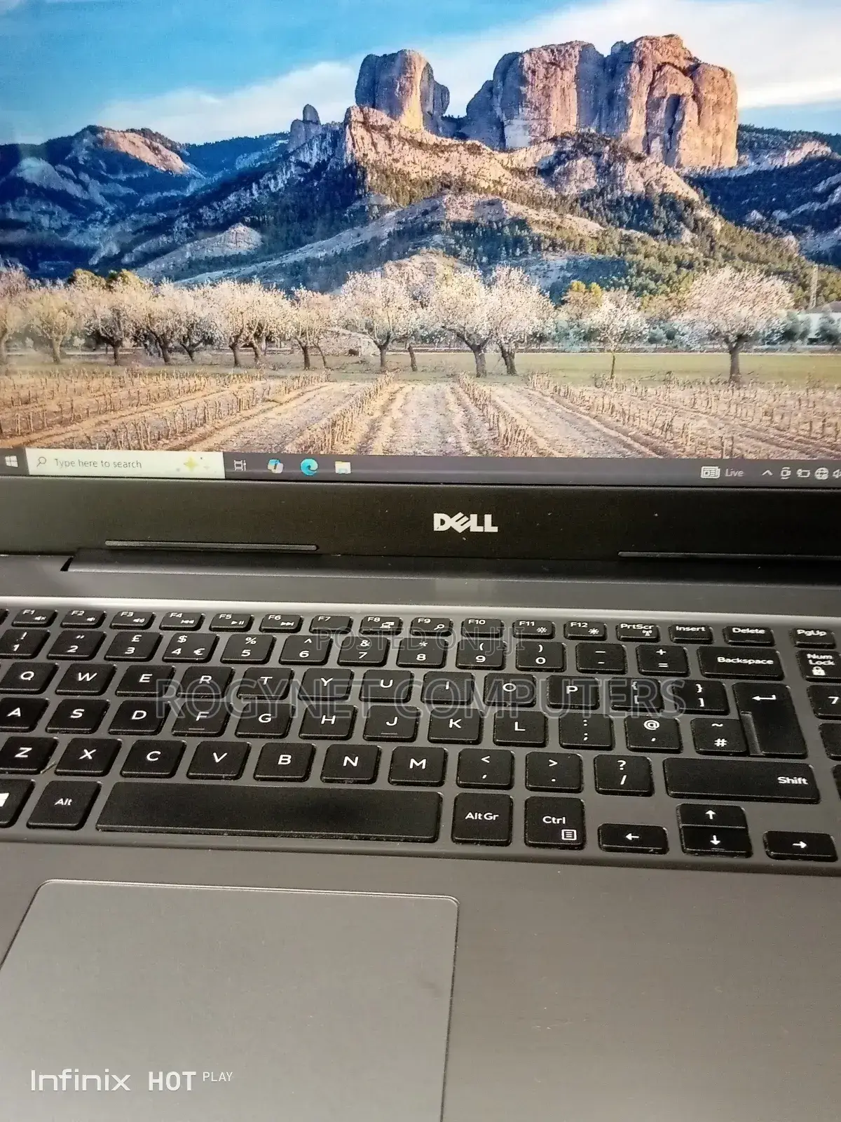 Laptop Dell Inspiron 15 5567 8GB Intel Core i5 HDD 500GB