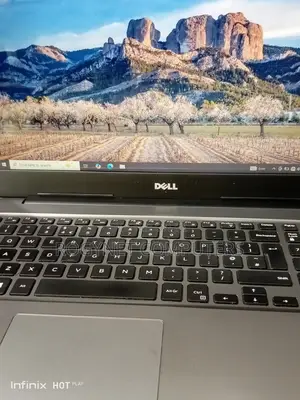 Laptop Dell Inspiron 15 5567 8GB Intel Core i5 HDD 500GB